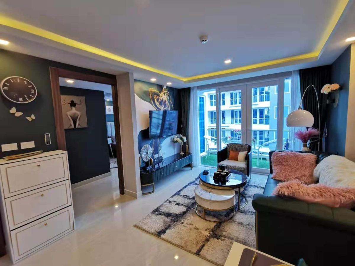 Appartement Grand Avenue Soi Buakhao By Daisy à Pattaya Extérieur photo