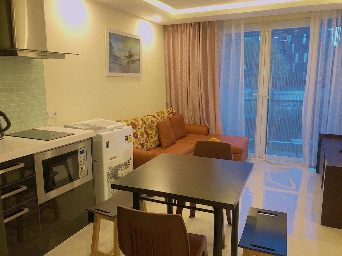 Appartement Grand Avenue Soi Buakhao By Daisy à Pattaya Extérieur photo
