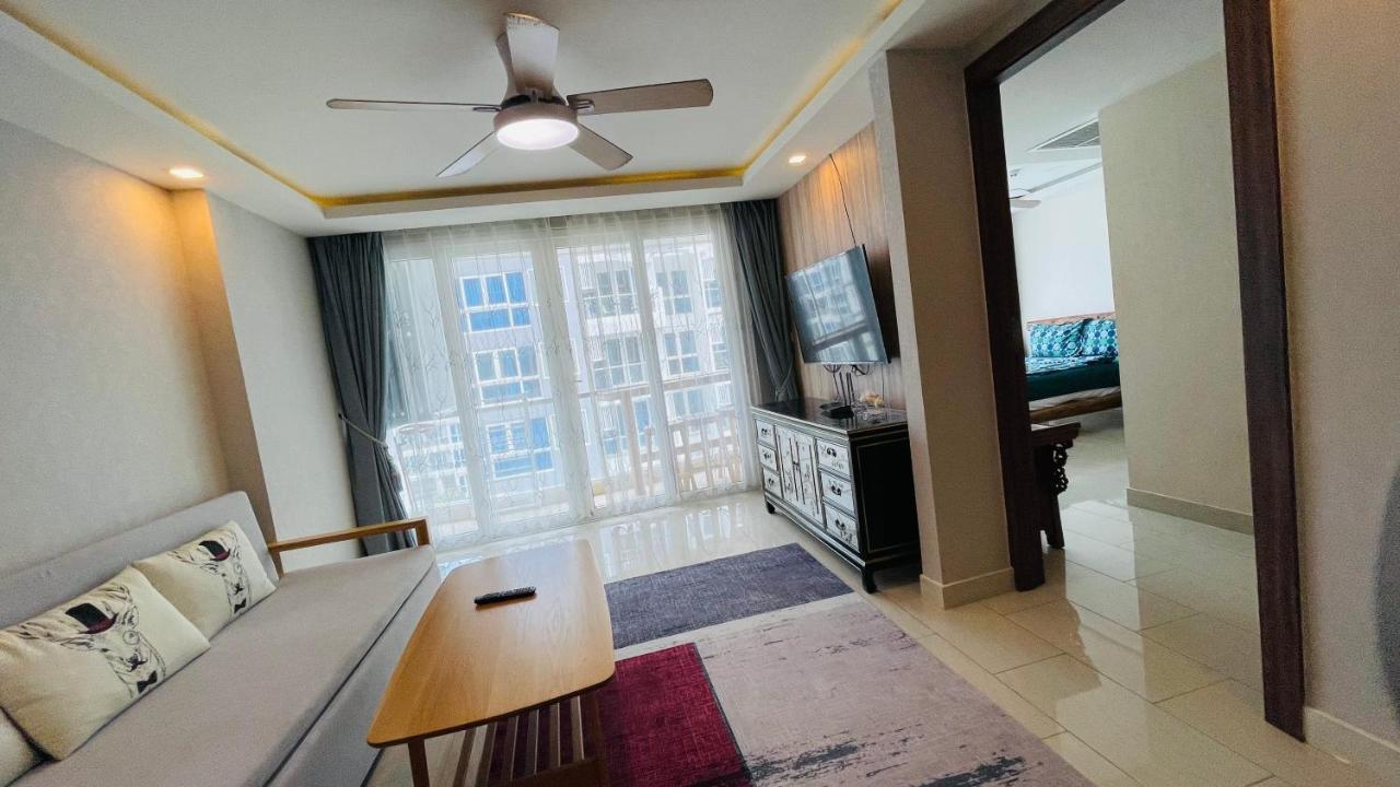 Appartement Grand Avenue Soi Buakhao By Daisy à Pattaya Extérieur photo