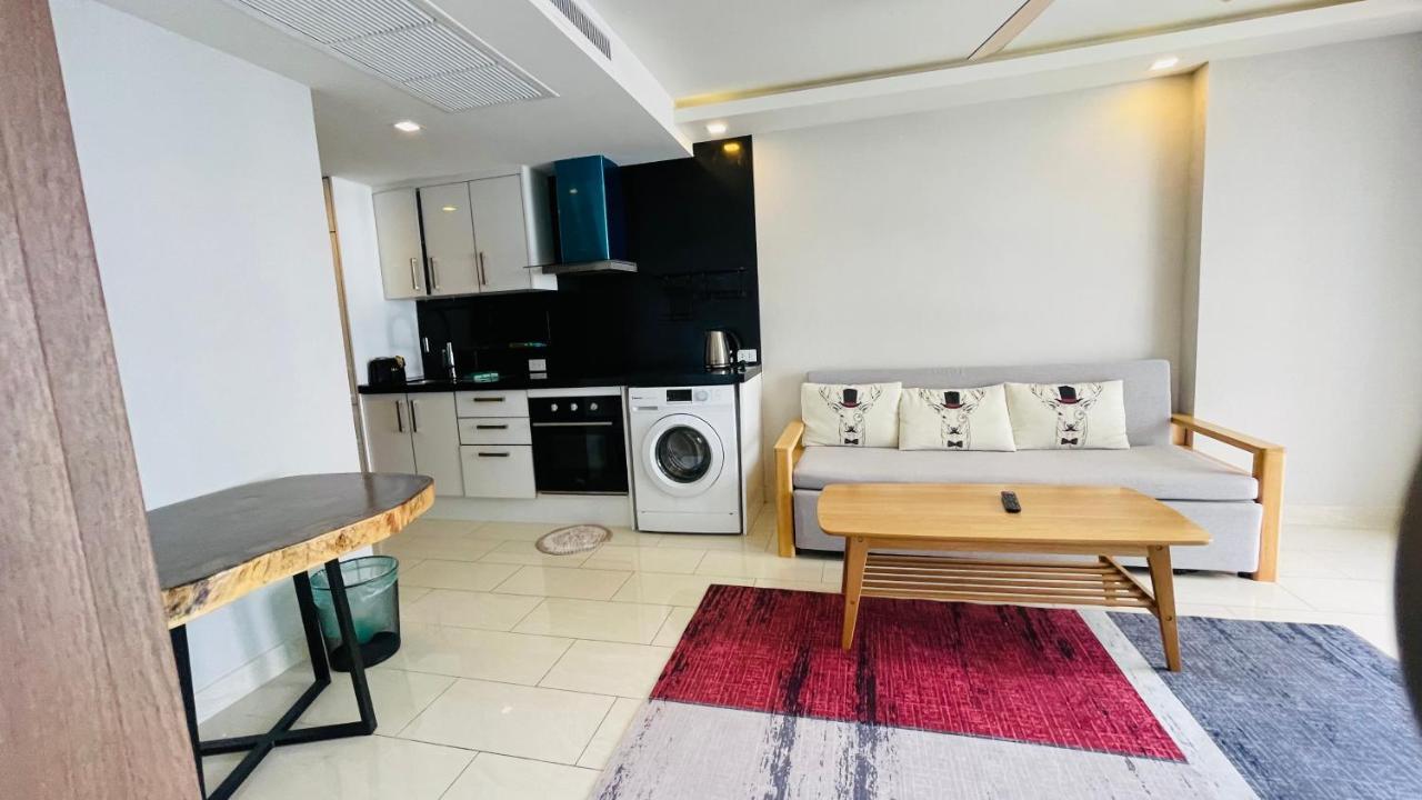 Appartement Grand Avenue Soi Buakhao By Daisy à Pattaya Extérieur photo