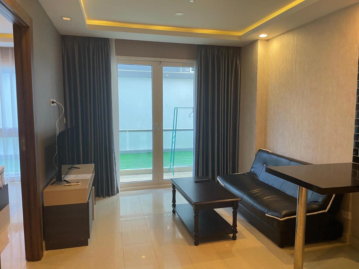 Appartement Grand Avenue Soi Buakhao By Daisy à Pattaya Extérieur photo